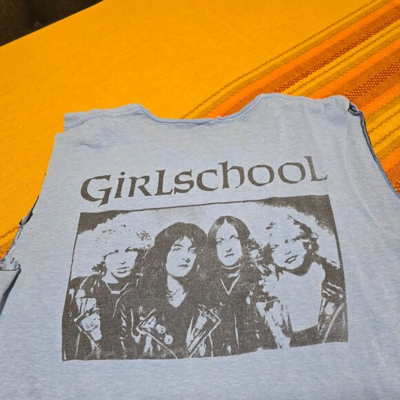 RARE 80s Girlschool Female Rock/Metal Band Orig. DIY Concert Cutoff T-Shirt S/M - Picture 7 of 11